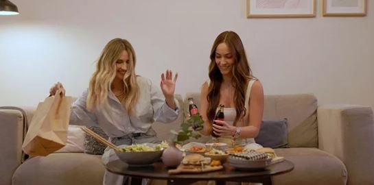 Η Μαρία Παπαγεωργίου και η Janna Sireac ζουν την απόλυτη Girls-Only Sunday