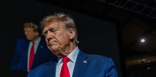 O Donald Trump είναι ένοχος και για τις 34 κατηγορίες στη δίκη για την υπόθεση Stormy Daniels κινδυνεύει με φυλάκιση