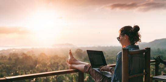 Σε εφαρμογή το σχέδιο για γρήγορο και προσιτό ίντερνετ παντού