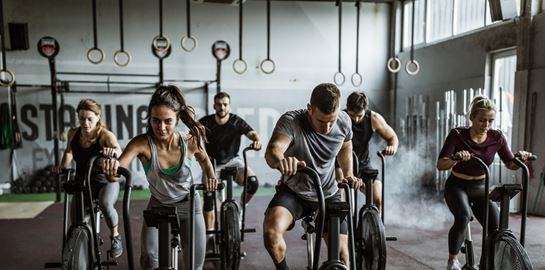 Πώς θα φτιάξετε σώμα χωρίς να σηκώσετε ένα βαράκι