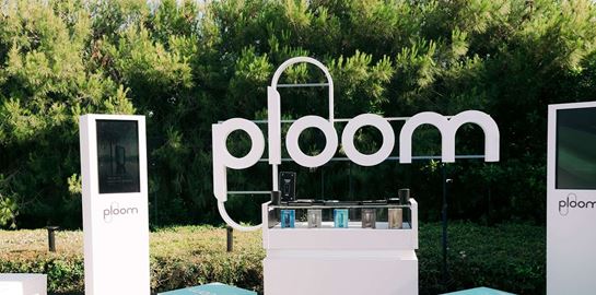 Το Ploom φέρνει στυλ και τεχνολογία στο Esquire Summerhouse