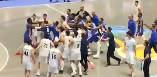 Τρομερό ξύλο στο Αργεντινή-Δομινικανή Δημοκρατία για το FIBA AmeriCup (βίντεο)