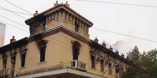 Αττικόν: Τι συμβαίνει με τον ιστορικό κινηματογράφο της Σταδίου 13 χρόνια μετά την καταστροφή