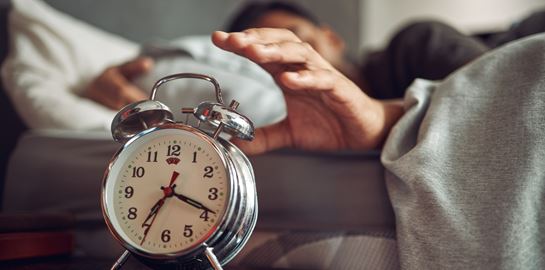 Η ώρα που πρέπει να ξυπνάμε, σύμφωνα με τους εκατομμυριούχους του TikTok