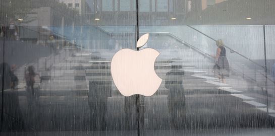 Η Apple θα κυκλοφορήσει φθηνότερο MacBook μέσα στο φθινόπωρο