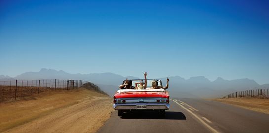 Οι διακοπές με φίλους κάνουν καλό στην υγεία