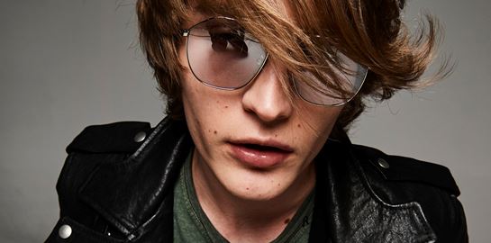 Η μόδα ποτέ δεν έπαψε να αγαπά το ροκ