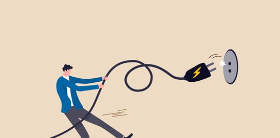 Πόσο ακριβαίνει ο λογαριασμός της ΔΕΗ με τις νέες ανατιμήσεις