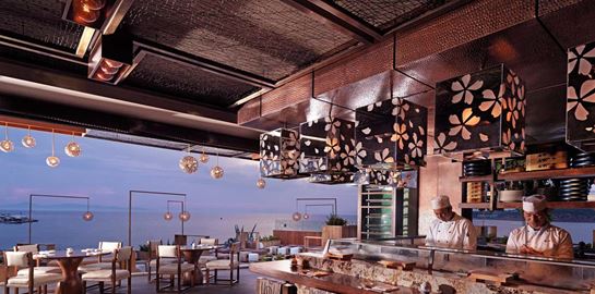 Και φέτος στο Matsuhusa Athens ένα ονειρικό Ρεβεγιόν με θέα τη θάλασσα