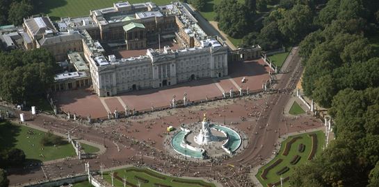 Μία &#39;γενναία&#39; ανακαίνιση στο παλάτι του Μπάκιγχαμ