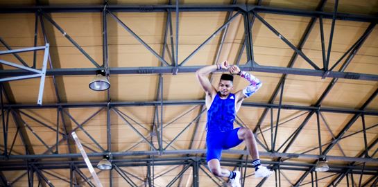 Εμμανουήλ Καραλή, πώς μοιάζει ο κόσμος από τα 6 μέτρα;