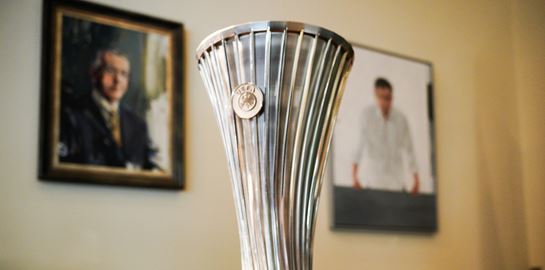 Ξέρουμε πού και πώς θα δεις από κοντά το κύπελλο του Europa Conference League