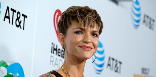 Η Ruby Rose θα είναι η πρώτη gay σούπερ ηρωίδα στη μεταφορά της Batwoman στην TV