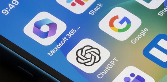 Πώς το ChatGPT απειλεί τo μονοπώλιο της Google