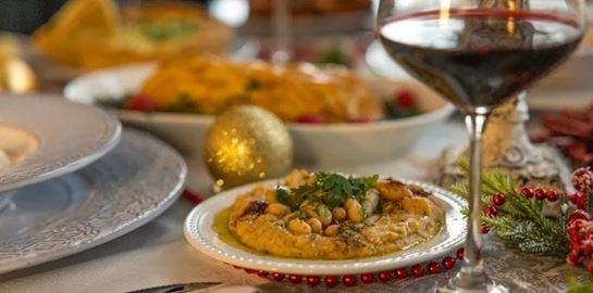 Όσπρια στο γιορτινό τραπέζι; Ναι! Ιδέες για να τα βάλεις από το πρώτο dip μέχρι το κυρίως πιάτο