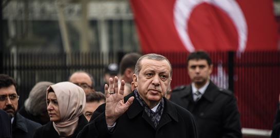 O Erdogan αρχίζει να χάνει τον έλεγχο των μέσων ενημέρωσης