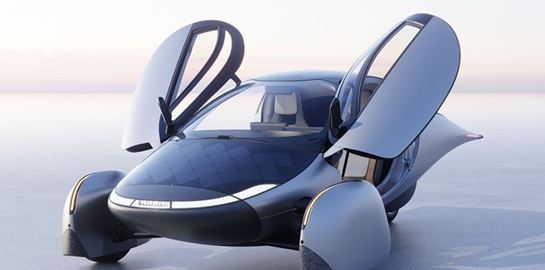 Παρουσιάστηκε το τρίτροχο ηλιακό Aptera Launch Edition