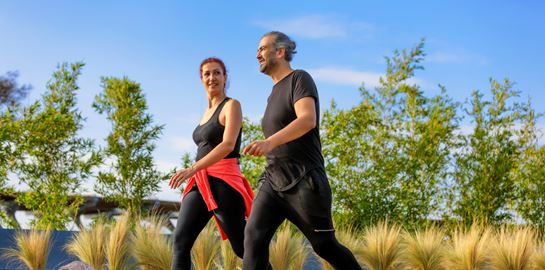 Τώρα μπορείς να κάθεσαι και να νιώθεις ότι περπατάς