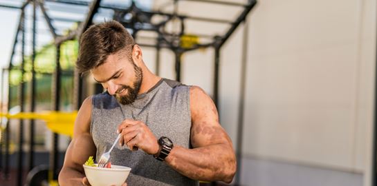 Μήπως το πότε τρως τα γεύματά σου σαμποτάρουν την πρόοδο στο γυμναστήριο