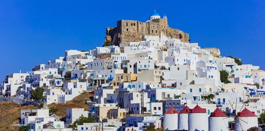 Αστυπάλαια: Ποιος κρύβεται πίσω από το τερατούργημα