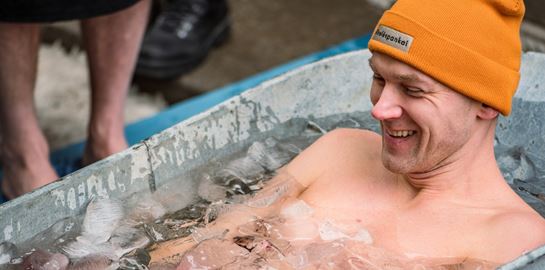 Μήπως το κρύο μπάνιο είναι τελικά μάπα; Τα νέα στοιχεία