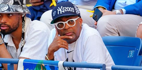 Μόλις είδαμε τον Spike Lee σε διαφήμιση του Fiat 500e