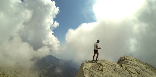 Κανένα εμπόδιο δεν μοιάζει ικανό να σταματήσει τον Λευτέρη Παρασκευά