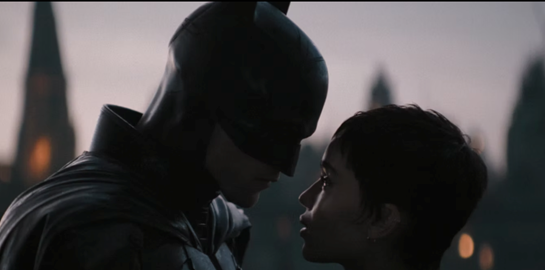 The Batman: Ο Robert Pattinson ενώνει τις δυνάμεις του με την Zoe Kravitz στο νέο trailer