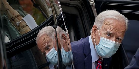 O Joe Biden στο κατώφλι του Λευκού Οίκου