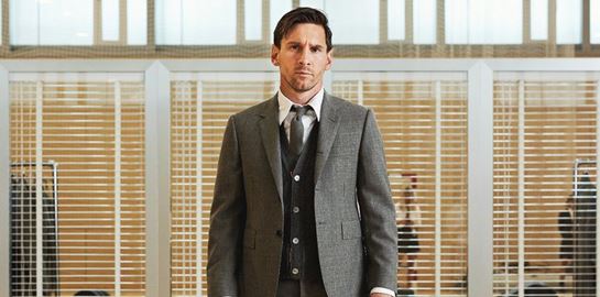 Η νέα επίσημη εμφάνιση της Barcelona έχει κάτι από Peaky Blinders και Ermenegildo Zegna