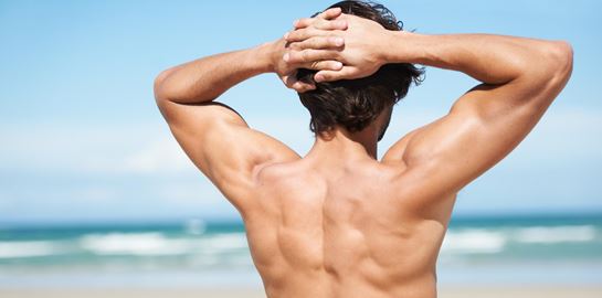 Σπρέι θαλασσινού αλατιού για beach hairlook όλο τον χρόνο