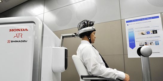 Ο Elon Musk θέλει να μας μετατρέψει σε ρομπότ