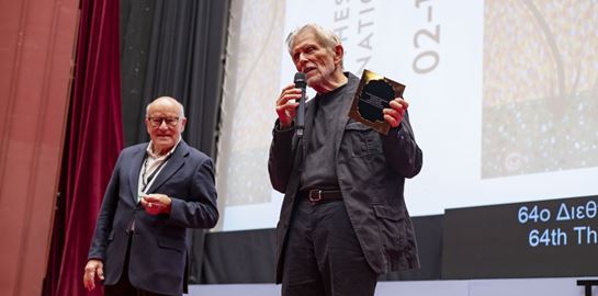 Ο Νίκος Περάκης παρέλαβε τον τιμητικό Χρυσό Αλέξανδρο του 64ου ΦΚΘ