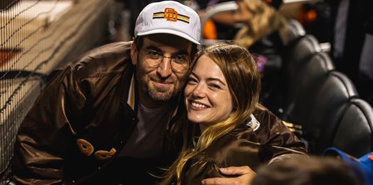 Dave McCary, o άντρας που μας &#39;πήρε&#39; την Emma Stone