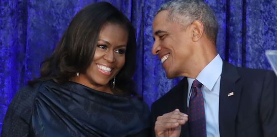 Οι Obamas μόλις έκλεισαν μεγάλη συμφωνία με το Netflix