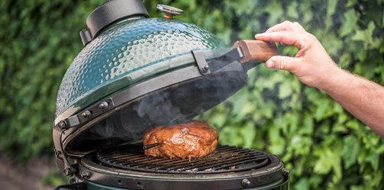 Αργό ψήσιμο, κάπνισμα και όλες οι νέες τάσεις για να γίνεις μάστερ στο barbeque