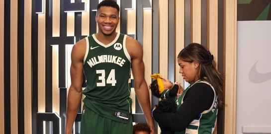 Mariah Riddlesprigger, μία αθλήτρια στο πλευρό του Γιάννη Αντετοκούνμπο