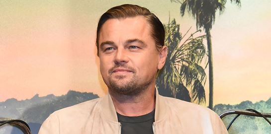 O Leonardo DiCaprio επιλέγει το bomber jacket του φετινού χειμώνα