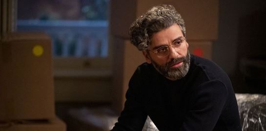 Όλοι μιλούν για το full frontal του Oscar Isaac στο Scenes From a Marriage