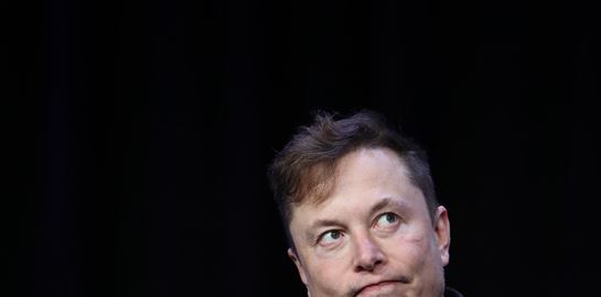 &quot;Φτωχότερος&quot; κατά 10 δισ. δολ. ο Elon Musk