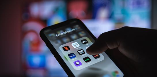 Πώς Apple TV+ και Disney+ επηρέασαν την πορεία του Netflix