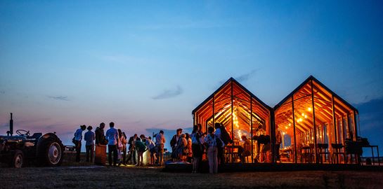 Tο πιο ξεχωριστό εστιατόριο του Άμστερνταμ ονομάζεται Vuurtoreneiland