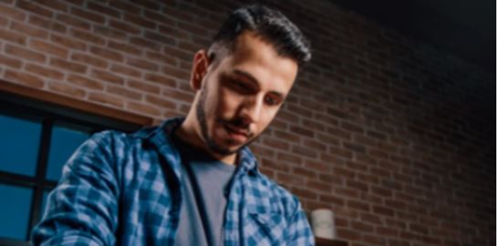 Νεαρός ζαχαροπλάστης από την Αριδαία γίνεται viral παγκοσμίως για τις συνταγές του