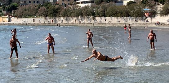 Picigin στην παραλία για όσους βαρέθηκαν τις ρακέτες