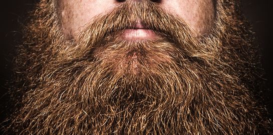 Κι αν το στοματικό σεξ φταίει για το ότι αλλάζει χρώμα το μούσι σου;