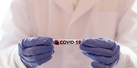 Η ιστορία του πρώτου ανθρώπινου κορονοϊού