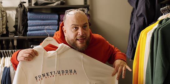 Το σωστό &#39;how-to shop&#39; στην Black Friday από τον Φάνη Λαμπρόπουλο