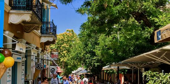 Προσεχώς οι νέες ανακοινώσεις για μέτρα στην εστίαση και υποχρεωτικό εμβολιασμό