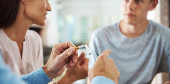 Η Νέα Ζηλανδία απαγορεύει το κάπνισμα στη νέα γενιά