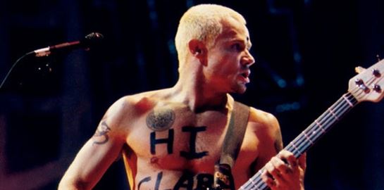 Πώς ο Flea των Red Hot Chili Peppers απέκτησε το παρατσούκλι του